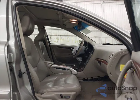 2005 Volvo Xc70 2.5T Awd z USA, uszkodzony, nr VIN YV1SZ592651175302